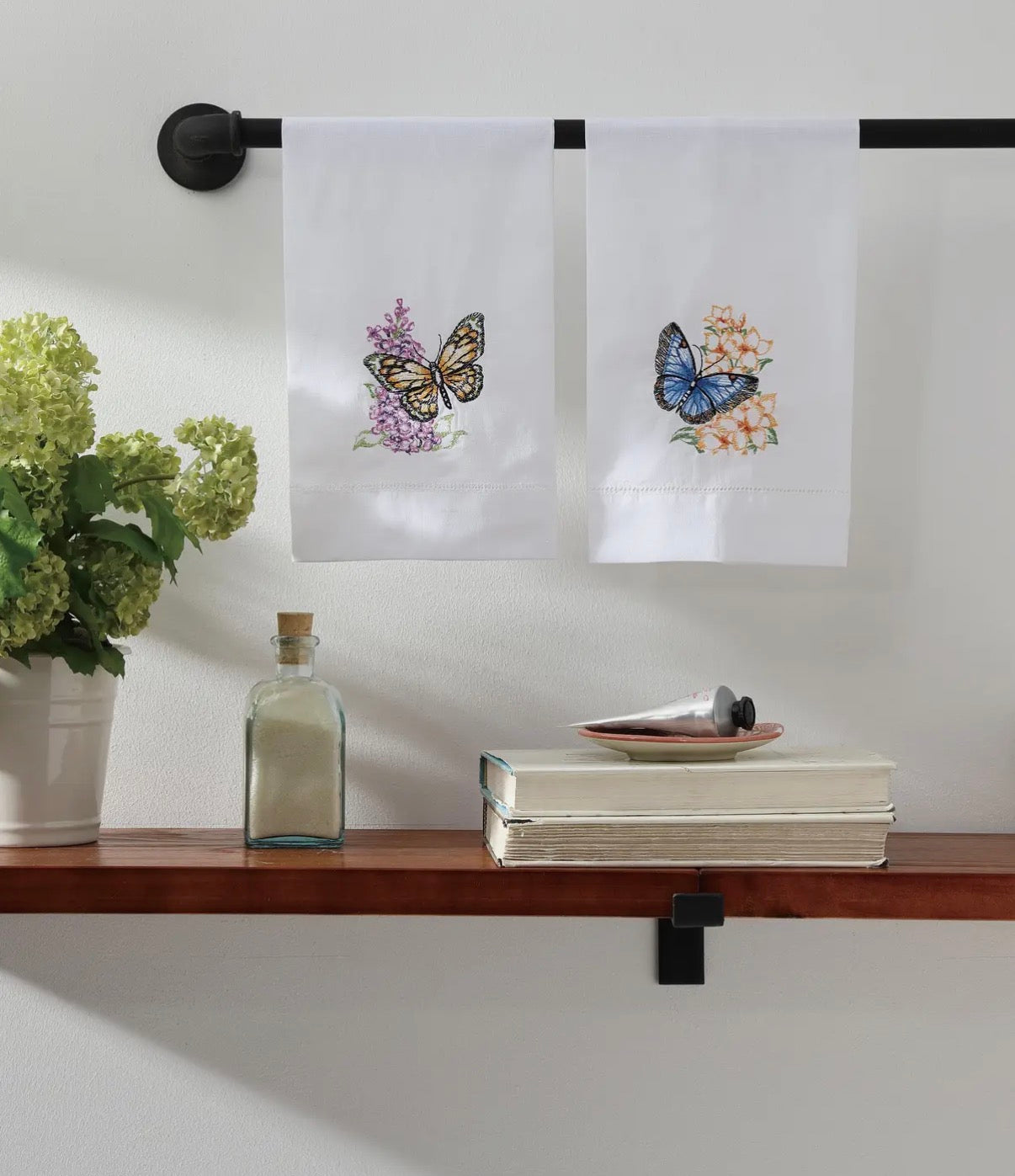 Butterfly (blue) & Flowers Guest Towel